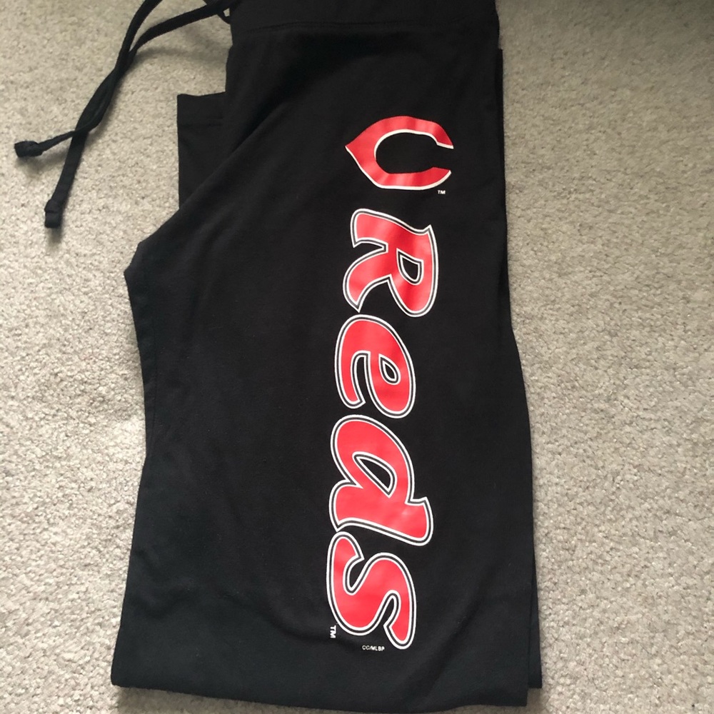 Womens Reds pants
